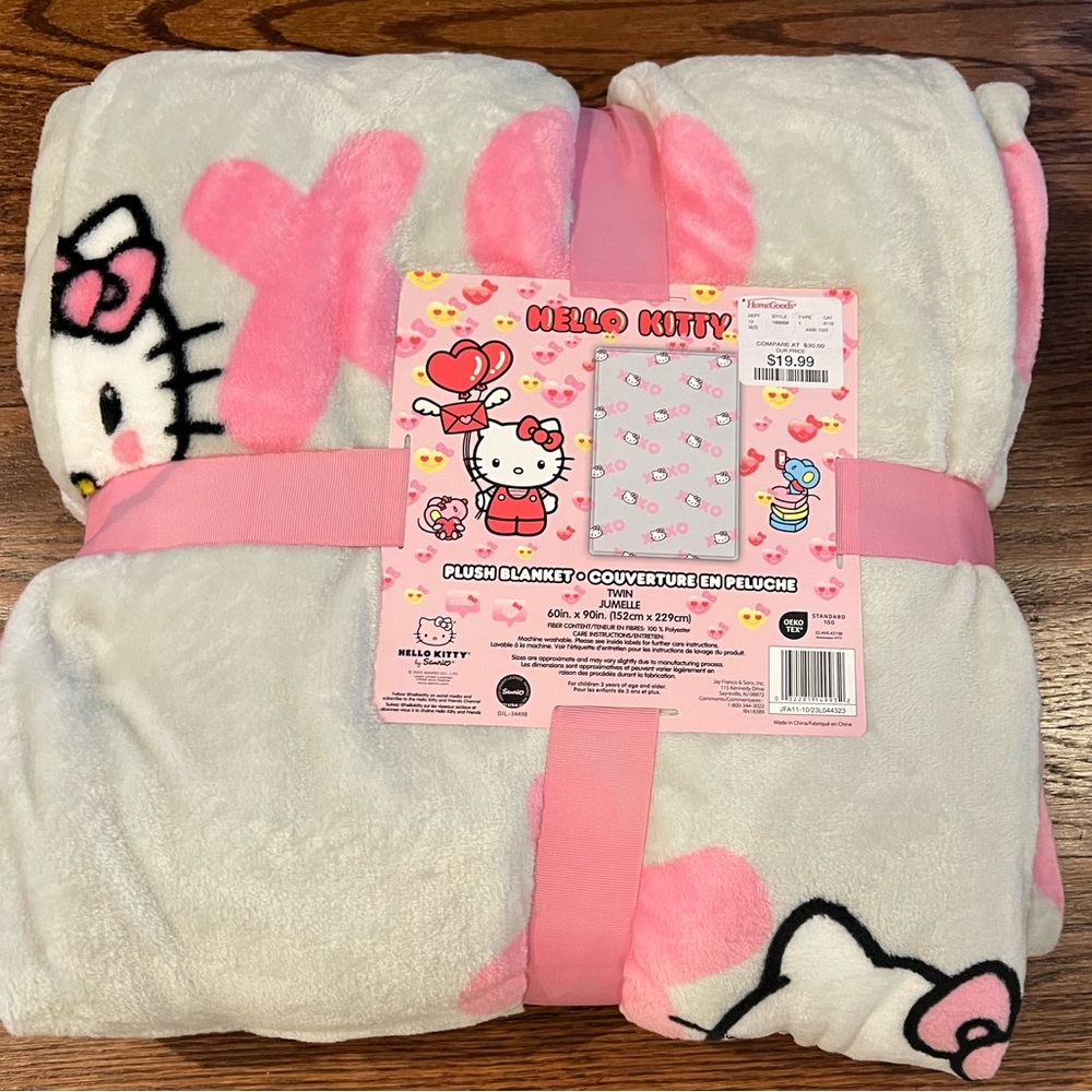Hello Kitty Plush Valentines Blanket